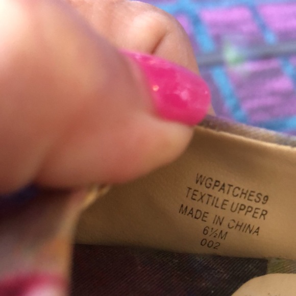 GUESS PATCHES STILETTO PEEP TOE PLATFORM PUMPS • sz 6.5M - Picture 13 of 17